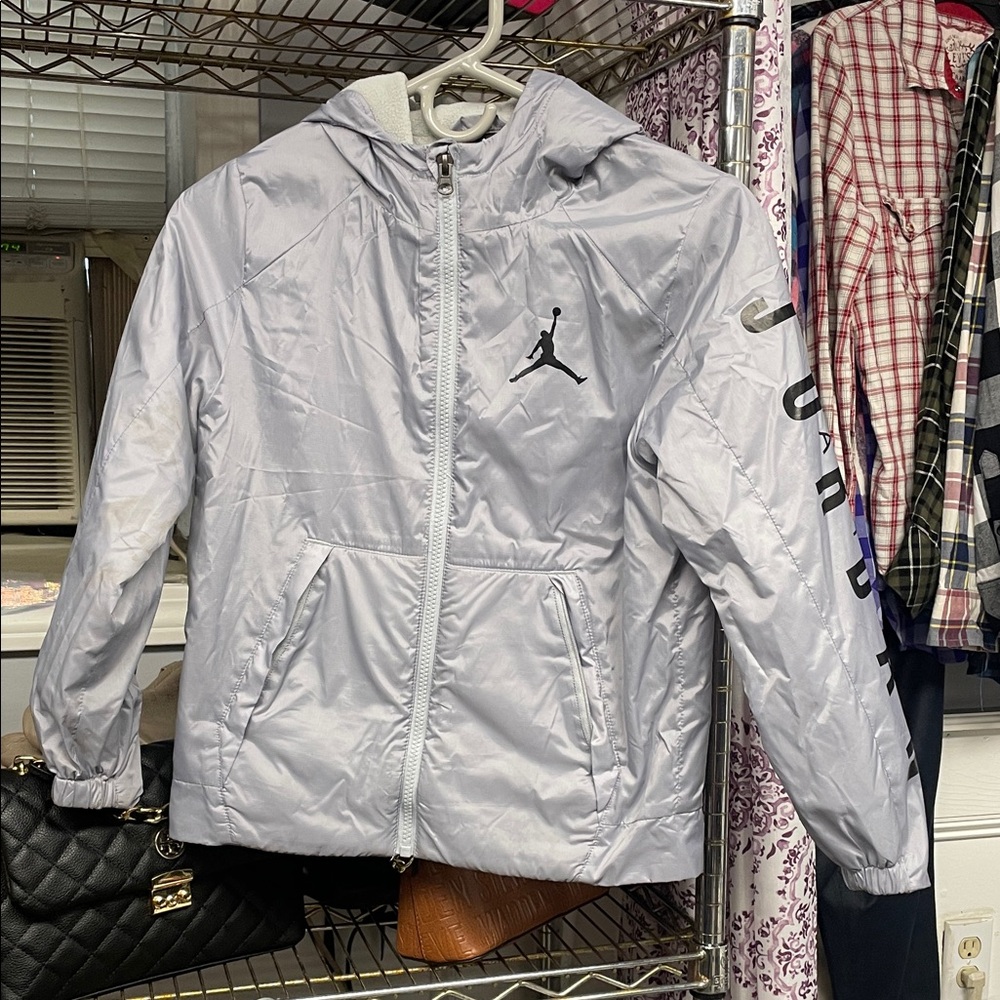 Jordan kids Silver Hooded Jacket🔥